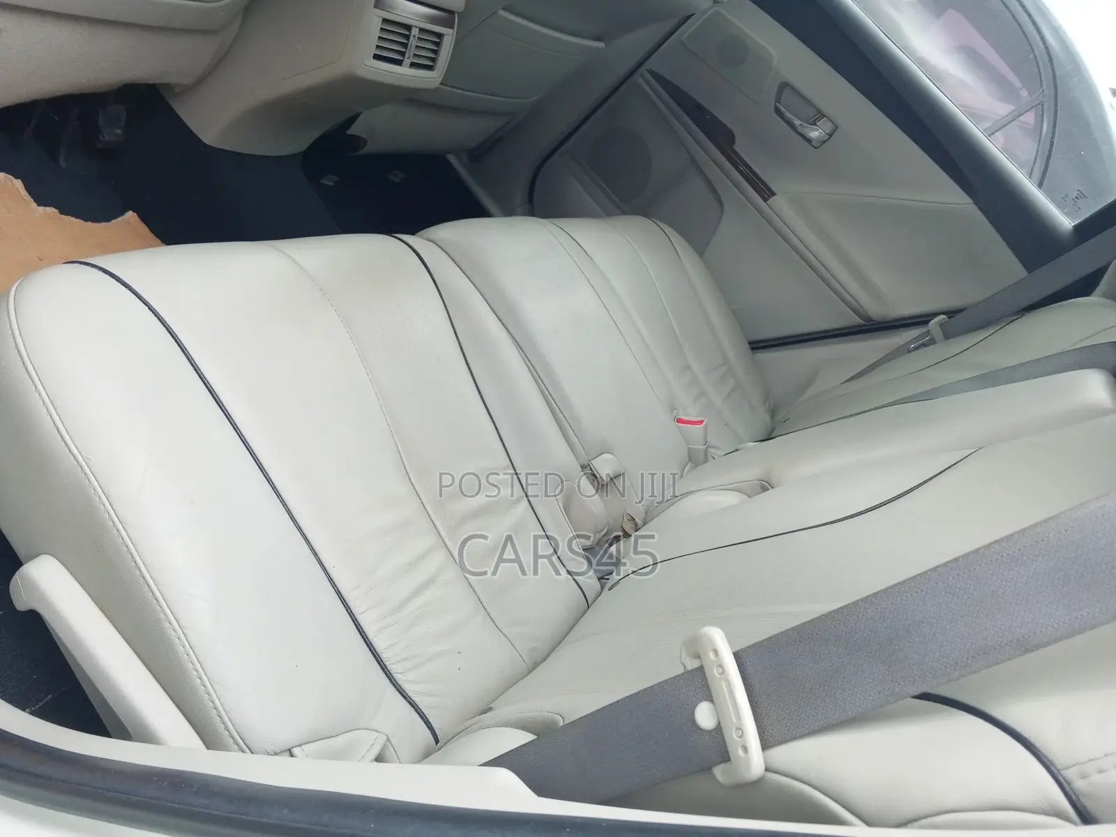 Toyota Venza 2011 White
