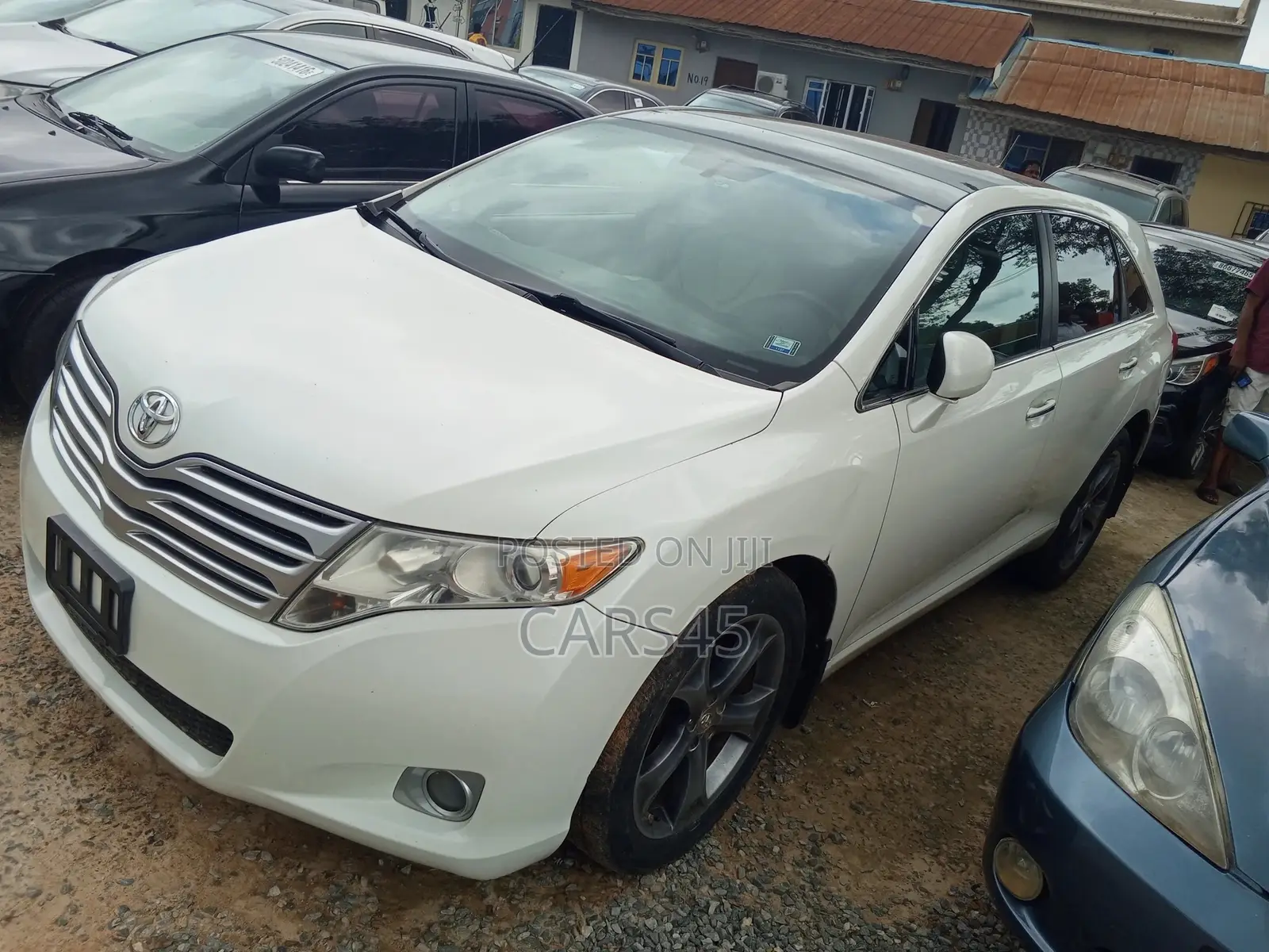 Toyota Venza 2011 White