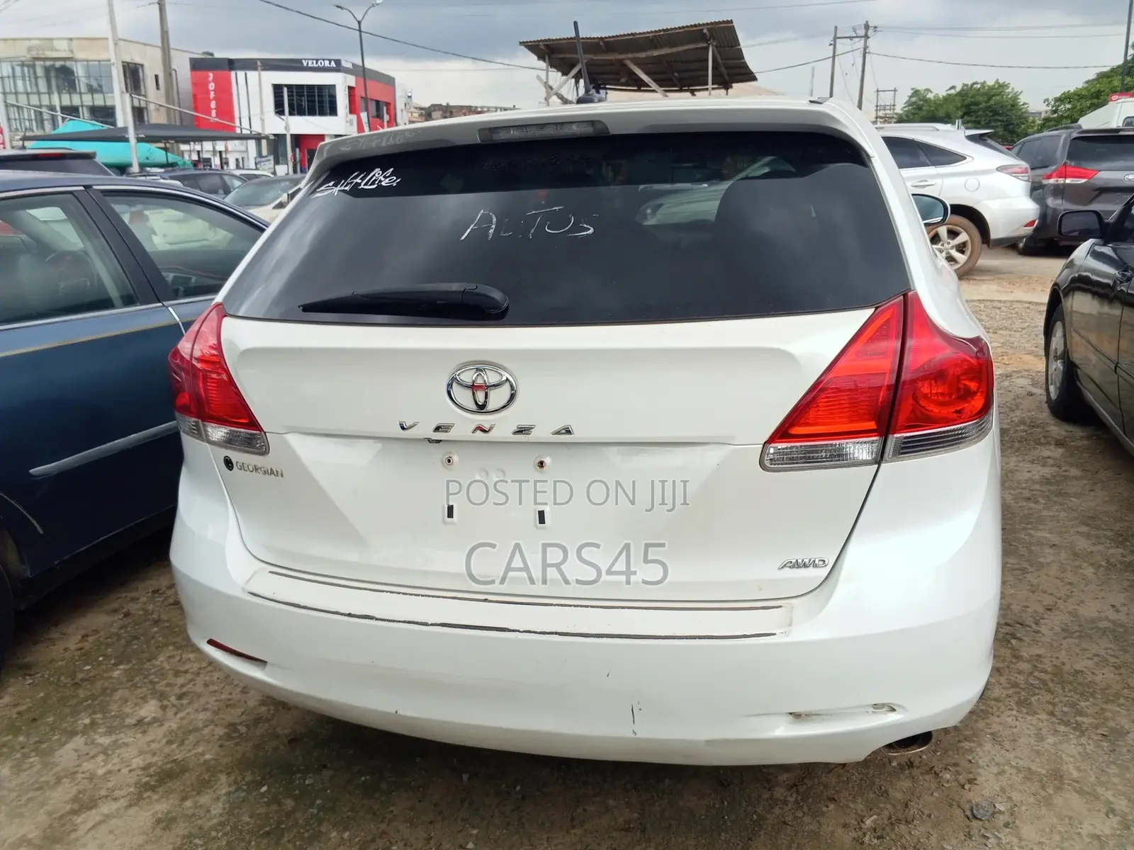 Toyota Venza 2011 White