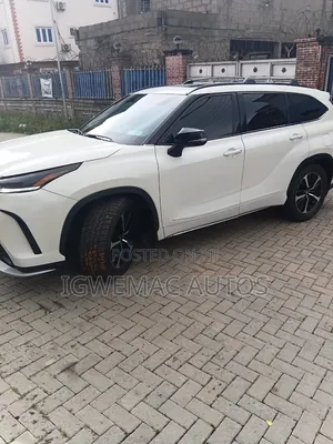 Toyota Highlander XSE AWD 2023 White