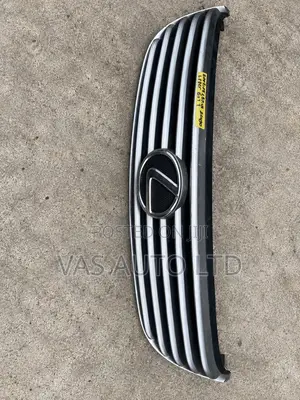 Lexus SC430 Upper Front Grille 2002–2005 – USA Imported