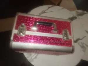 Make Up Box