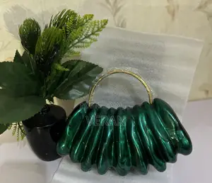 Emerald Sculpted Shell Handbag