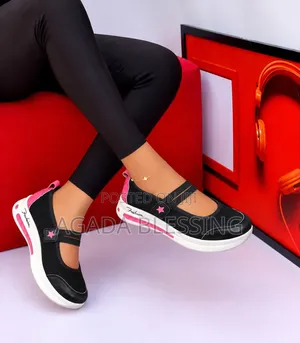 Unisex Sneakers