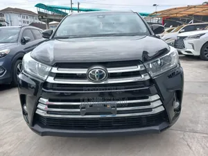 Toyota Highlander 2018 Gray