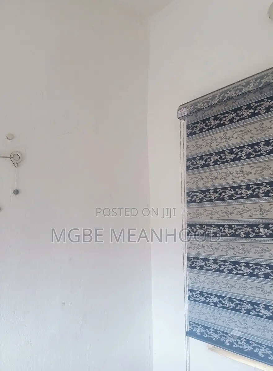 4x6 Window Blind