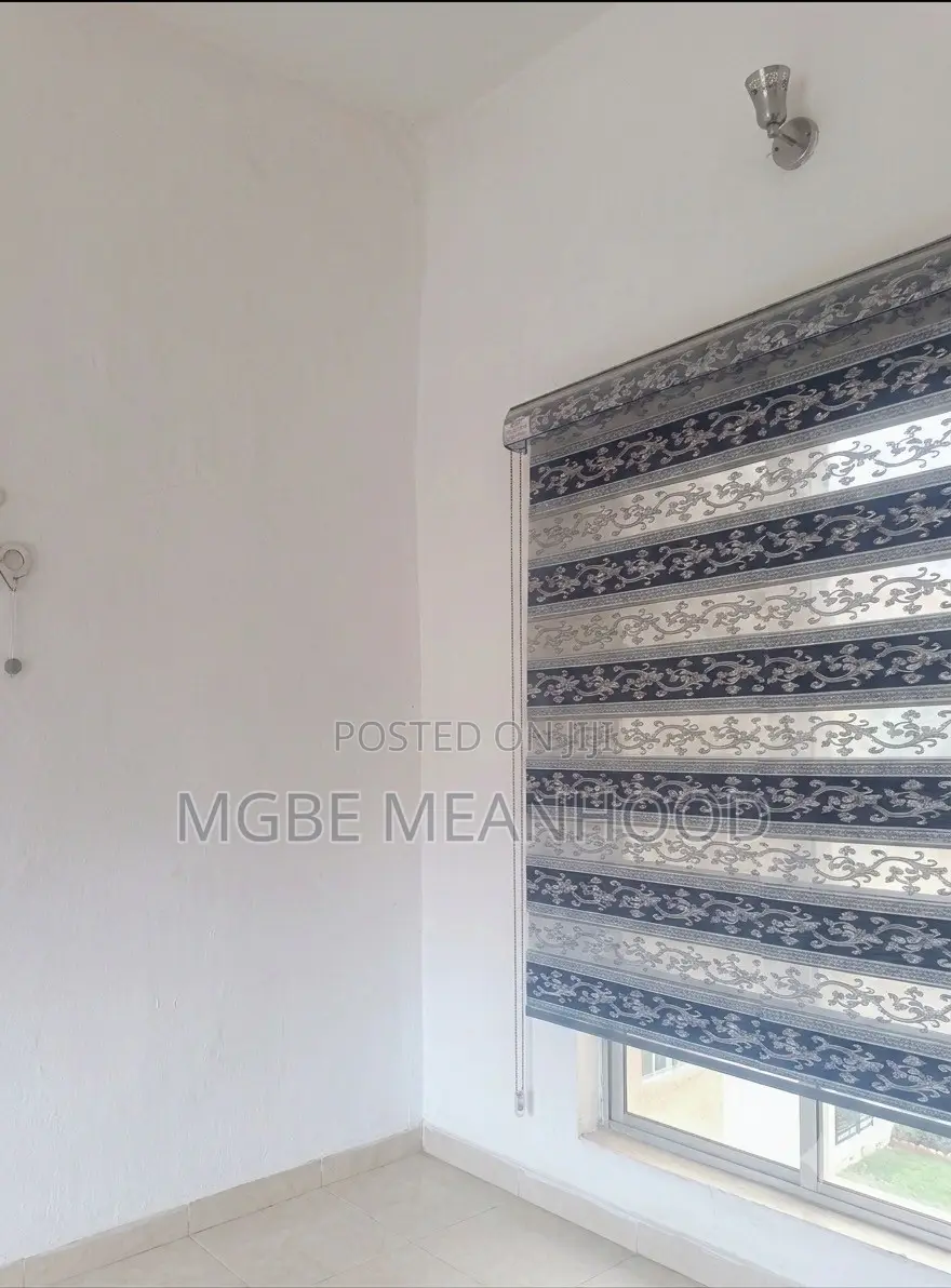 4x6 Window Blind