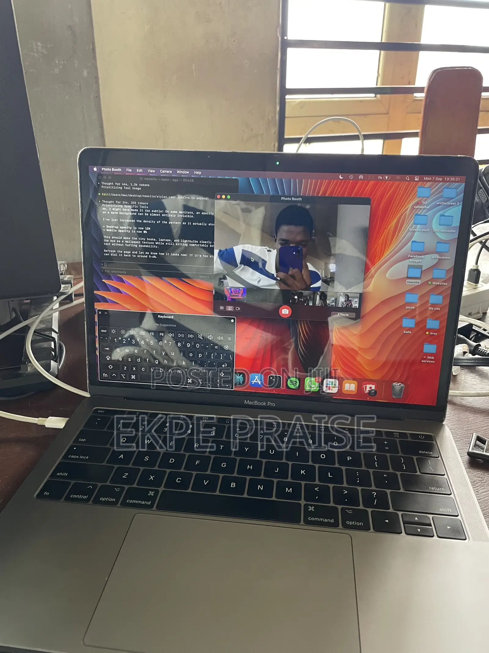 Laptop Apple MacBook Pro 2017 8GB Intel Core i5 SSD 256GB