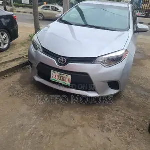 Toyota Corolla LE 4dr Sedan (1.8L 4cyl CVT) 2016 Silver