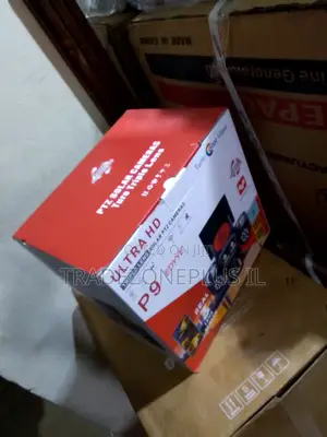 Ultra HD Triple Camera Solar PTZ System