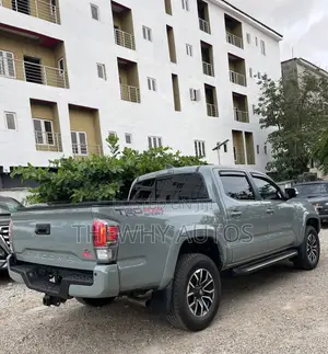 Toyota Tacoma TRD Sport 2022 Gray