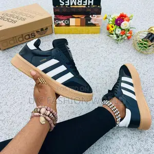Original Adidas Sneakers