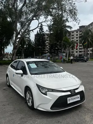 Toyota Corolla 2022 White