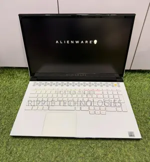 Laptop Alienware M17 R3 32GB Intel Core i7 SSD 512GB