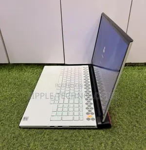 Laptop Alienware M17 R3 32GB Intel Core i7 SSD 512GB