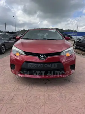 Toyota Corolla 2014 Red