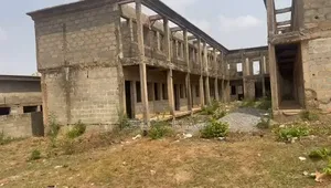 16bdrm Apartment in Abeokuta South for sale