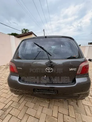 Toyota Yaris 1.4 2002 Gray
