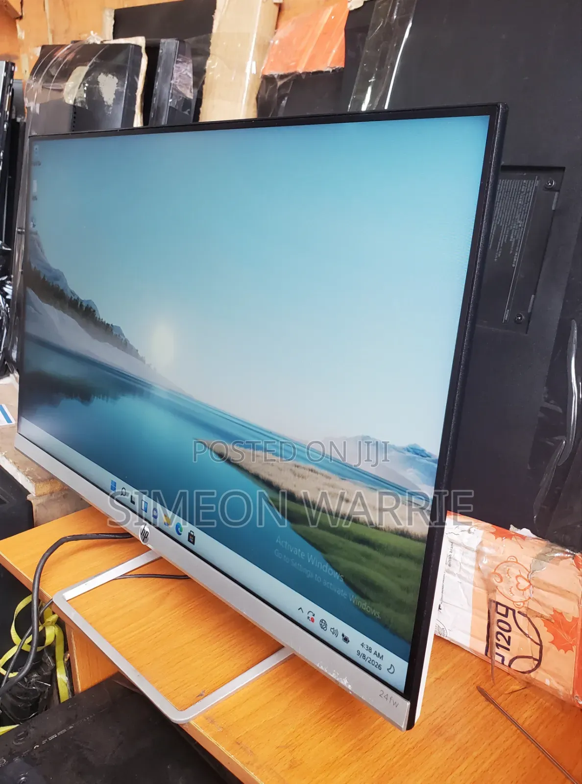 HP 24fw Monitor