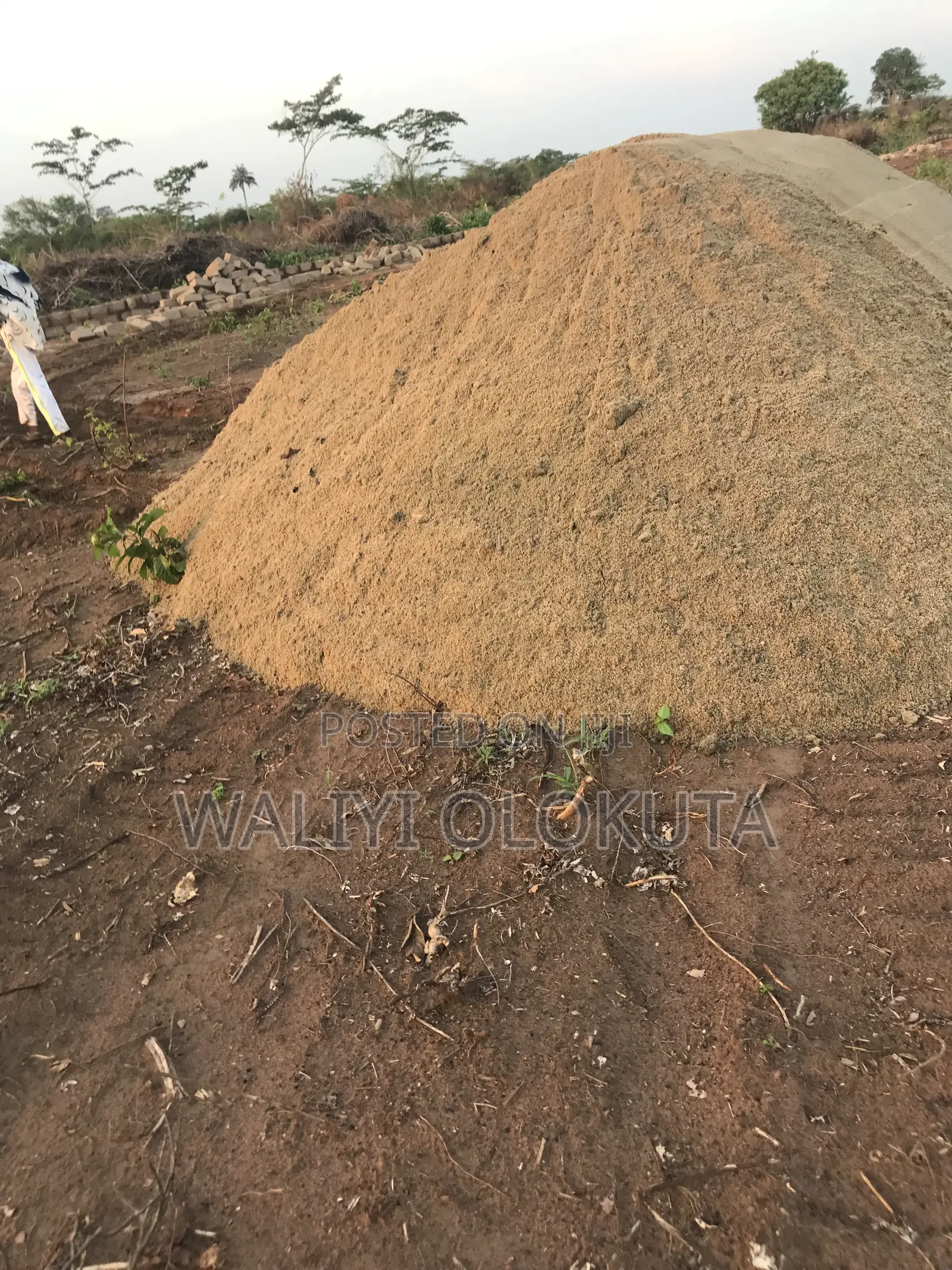 Full 30tons of Sharp Sand