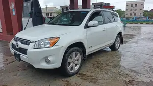 Toyota RAV4 2007 White