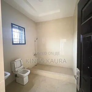 4bdrm Duplex in Zone B for rent