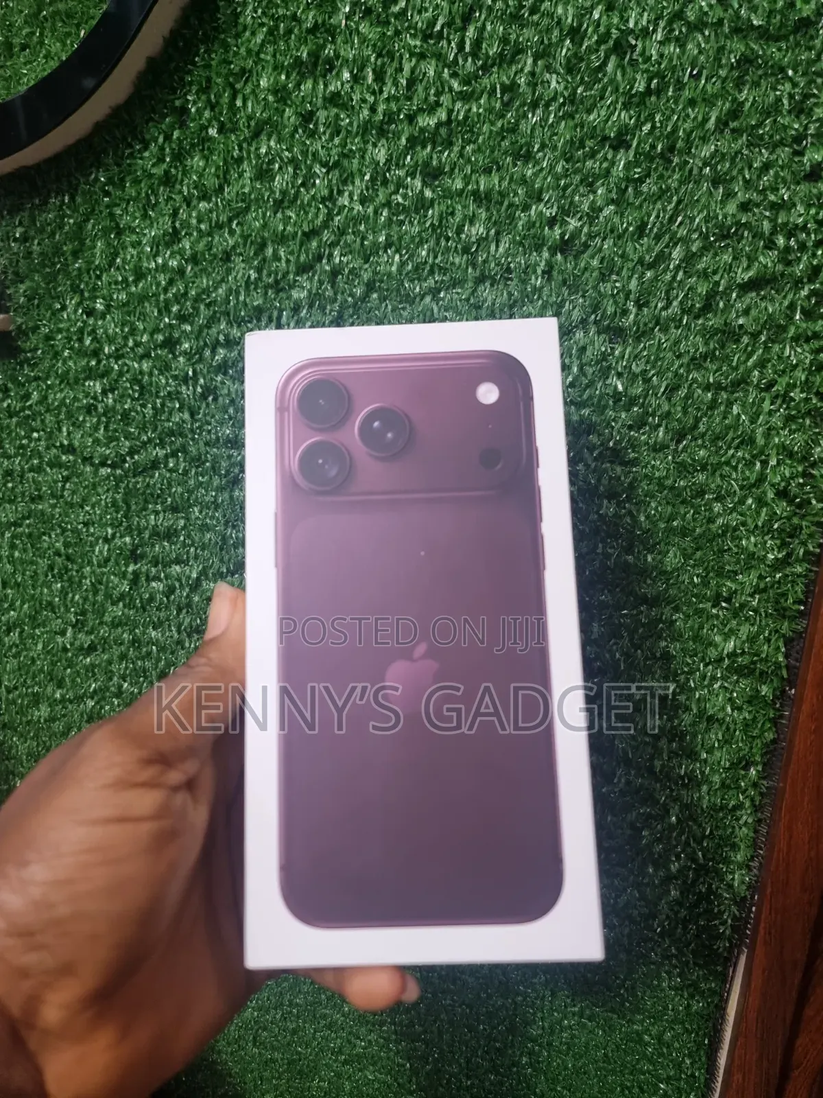 New Apple iPhone 18 Pro Max 256 GB Red