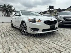 Kia Cadenza Limited 4dr Sedan (3.3L 6cyl 6A) 2015 White