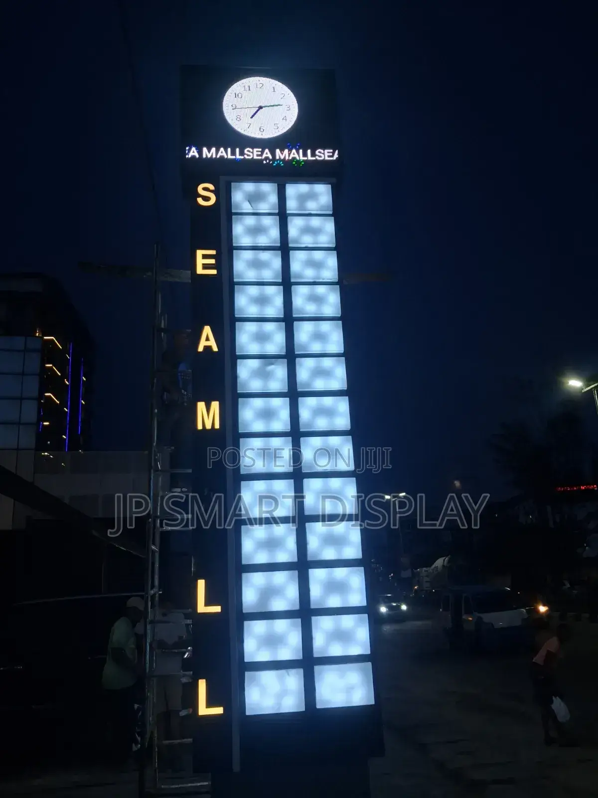 Screens for Advertising