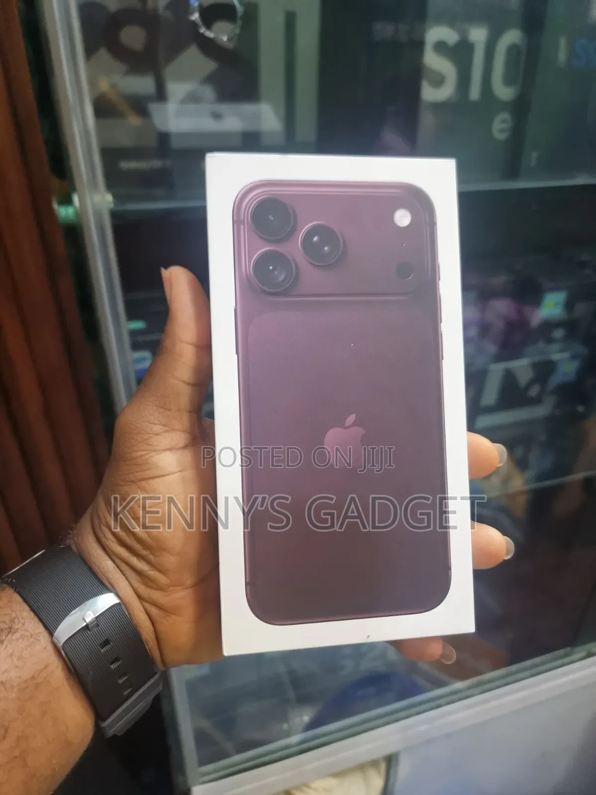 New Apple iPhone 18 Pro Max 512 GB Red