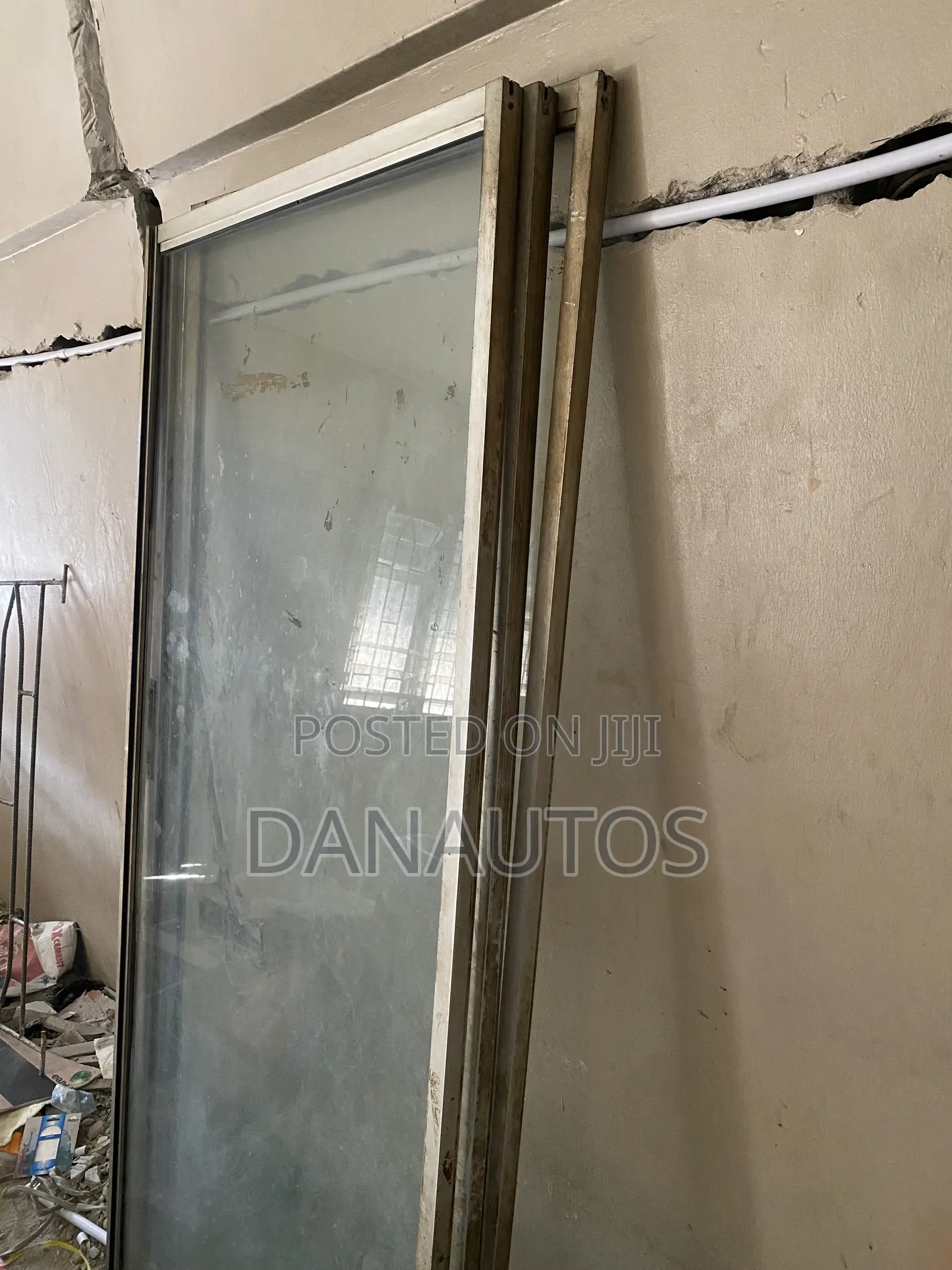 Sliding Door