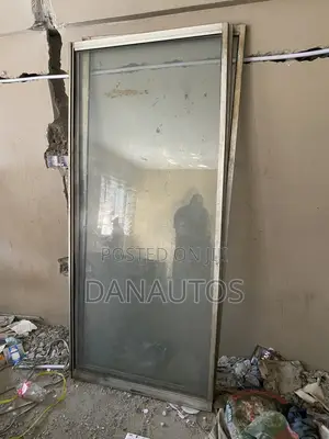 Sliding Door