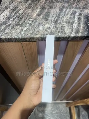 New Apple iPhone Air 256 GB Gold