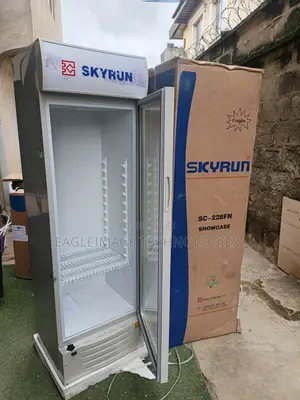 Supermarket Grade Skyrun SC-228FN Glass Showcase