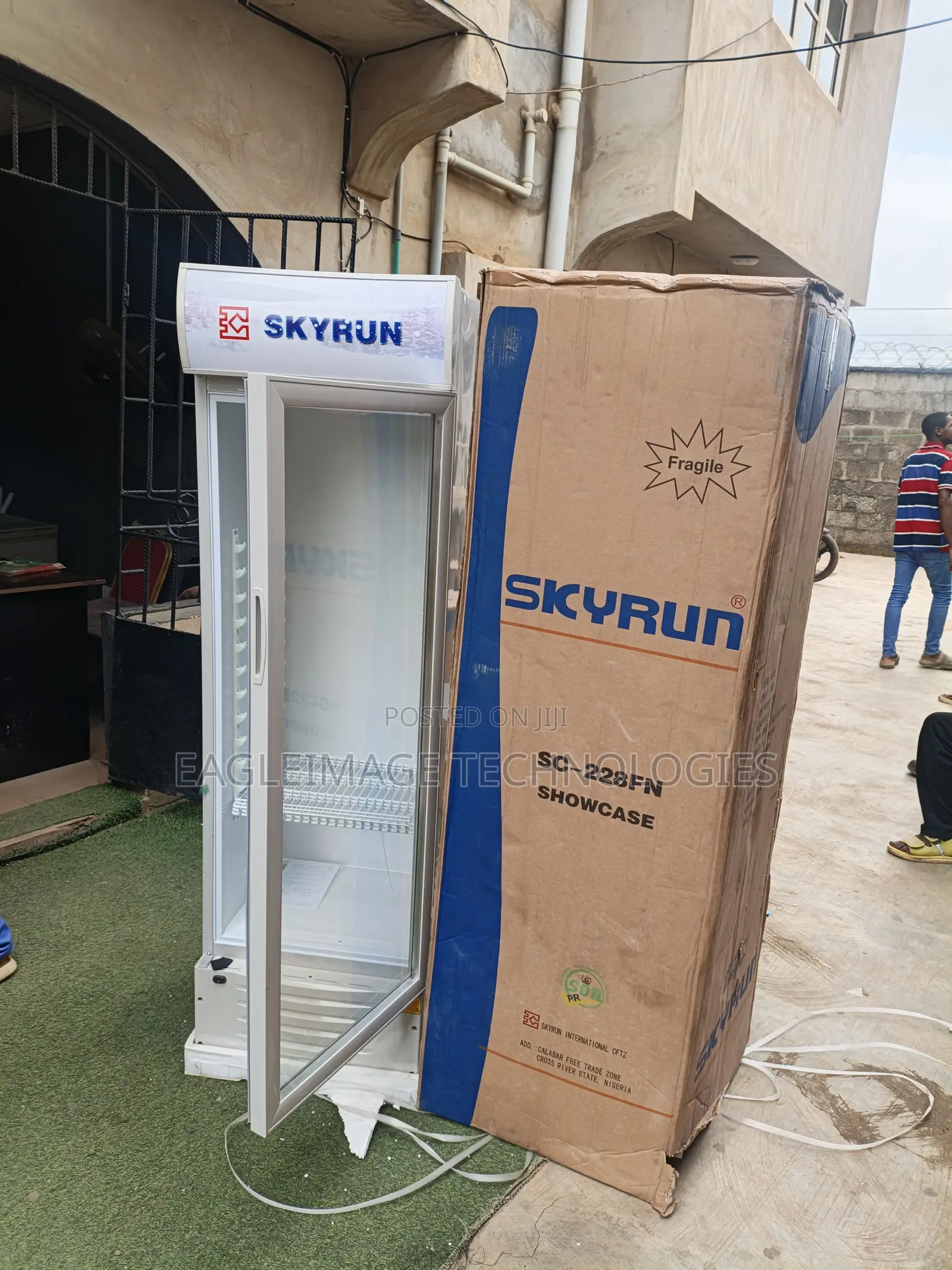 Restaurant Drink Chiller Skyrun SC-228FN Showcase