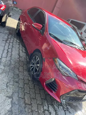 Toyota Corolla 2014 Red
