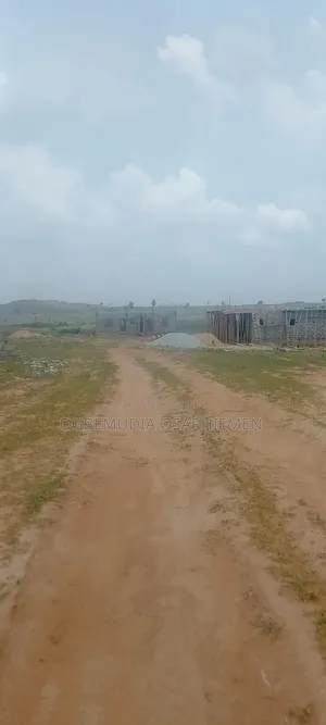 200sqm Estate Land for 4 Bedroom Terrace Duplex With CofO