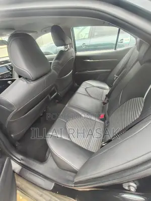 Toyota Camry SE FWD (2.5L 4cyl 8AM) 2018 Black