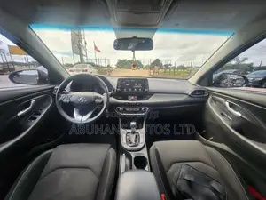 Hyundai Elantra 2018 Gray
