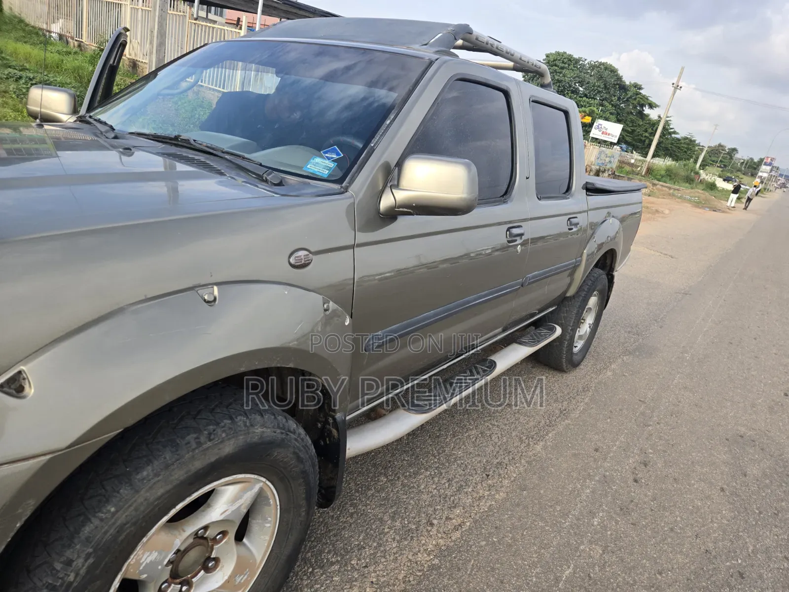 Nissan Frontier
