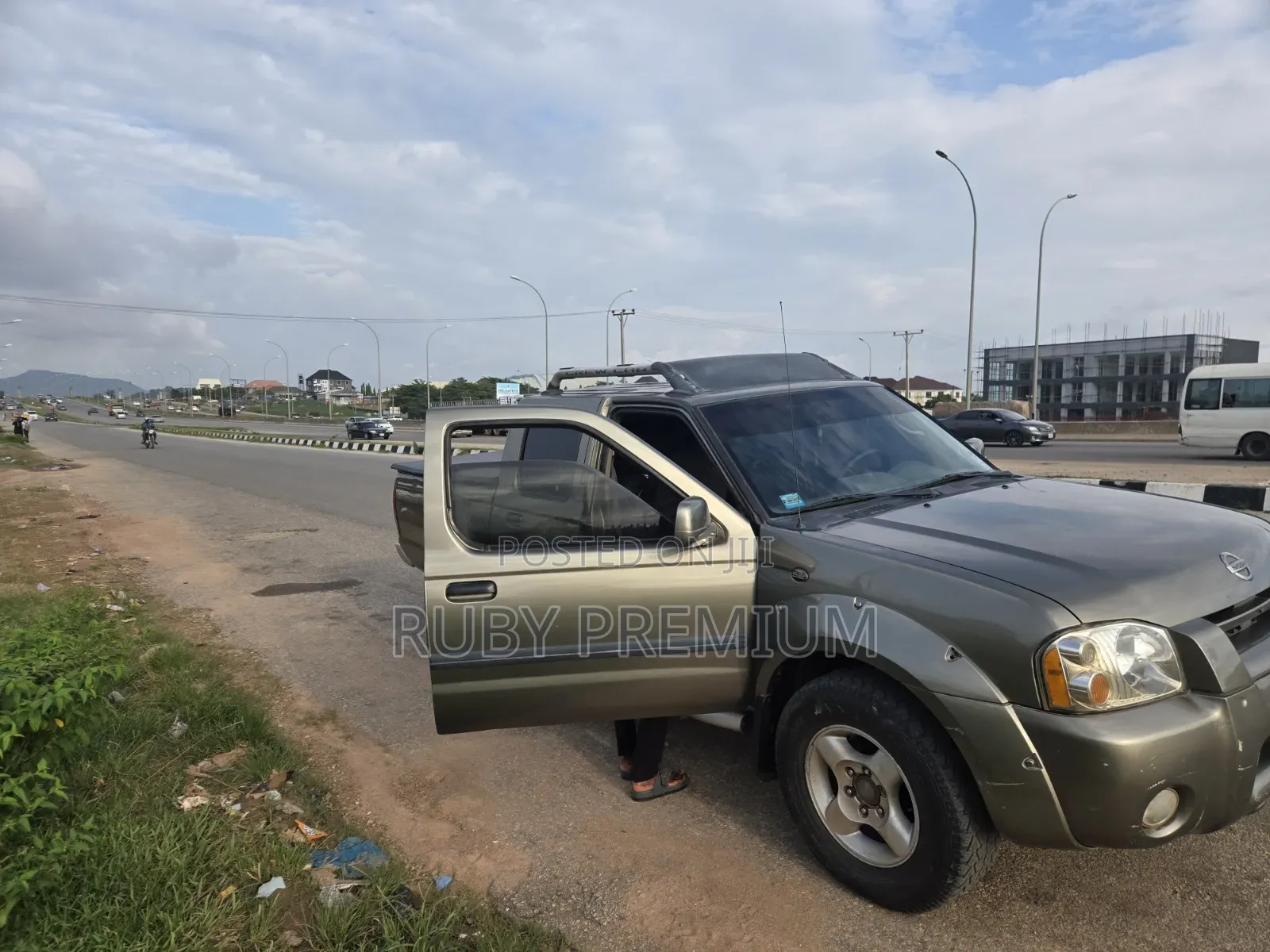 Nissan Frontier