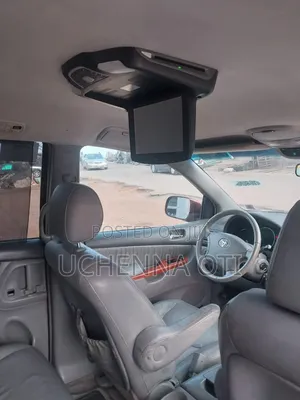 Toyota Sienna XLE 2007 Red