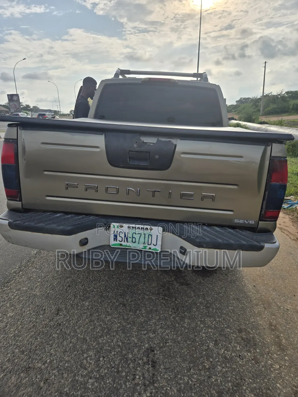 Nissan Frontier