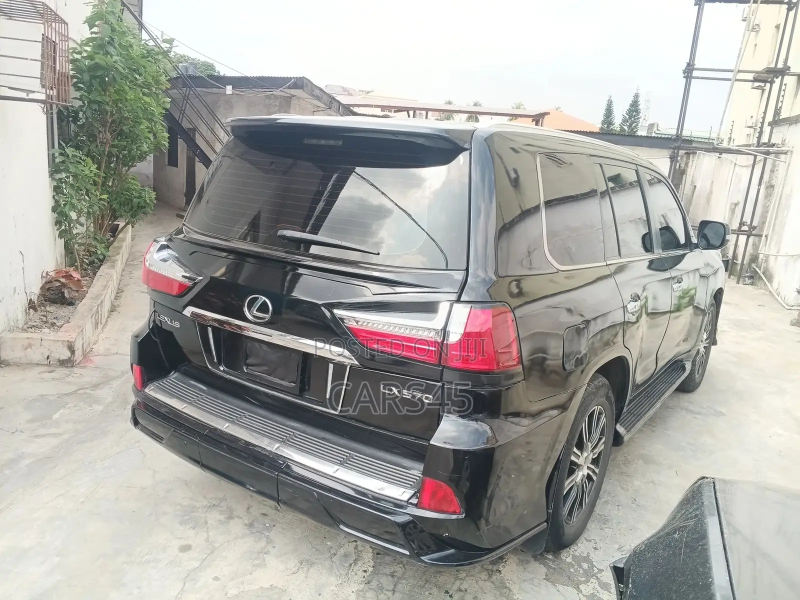 Lexus LX 2013 Black