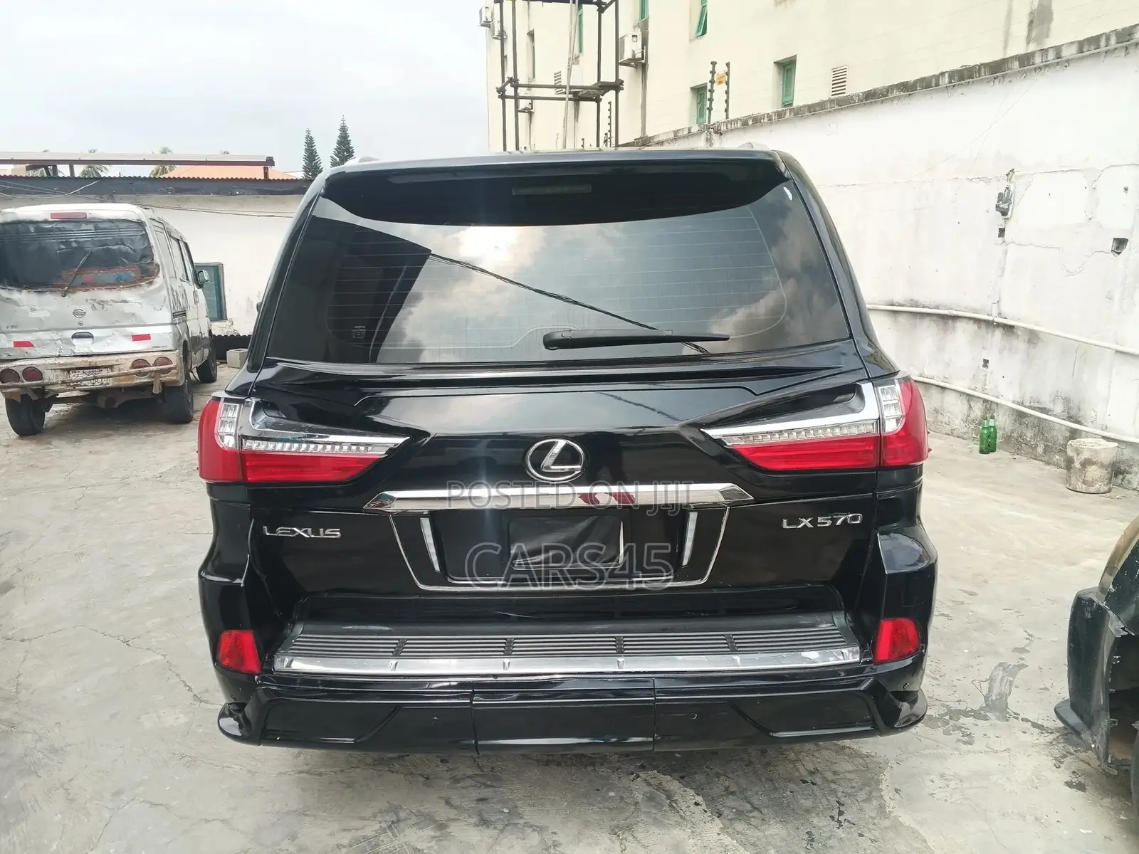 Lexus LX 2013 Black