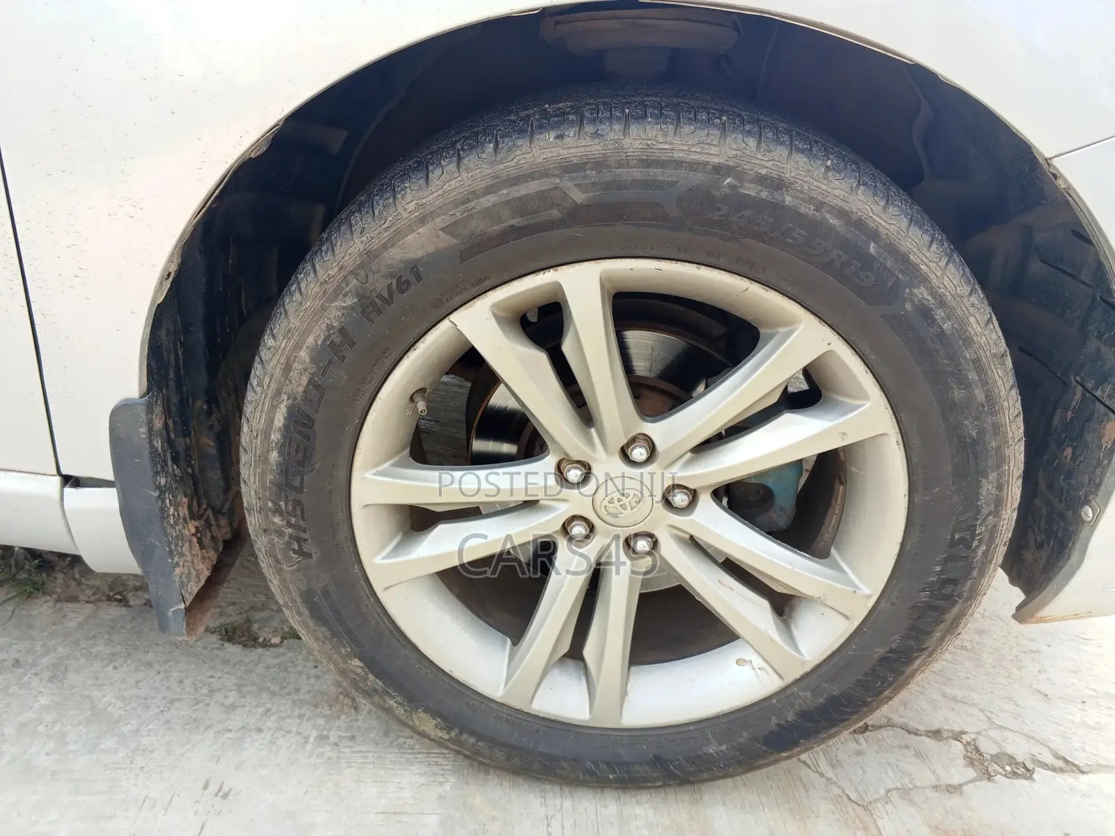 Toyota Venza 2012 Silver