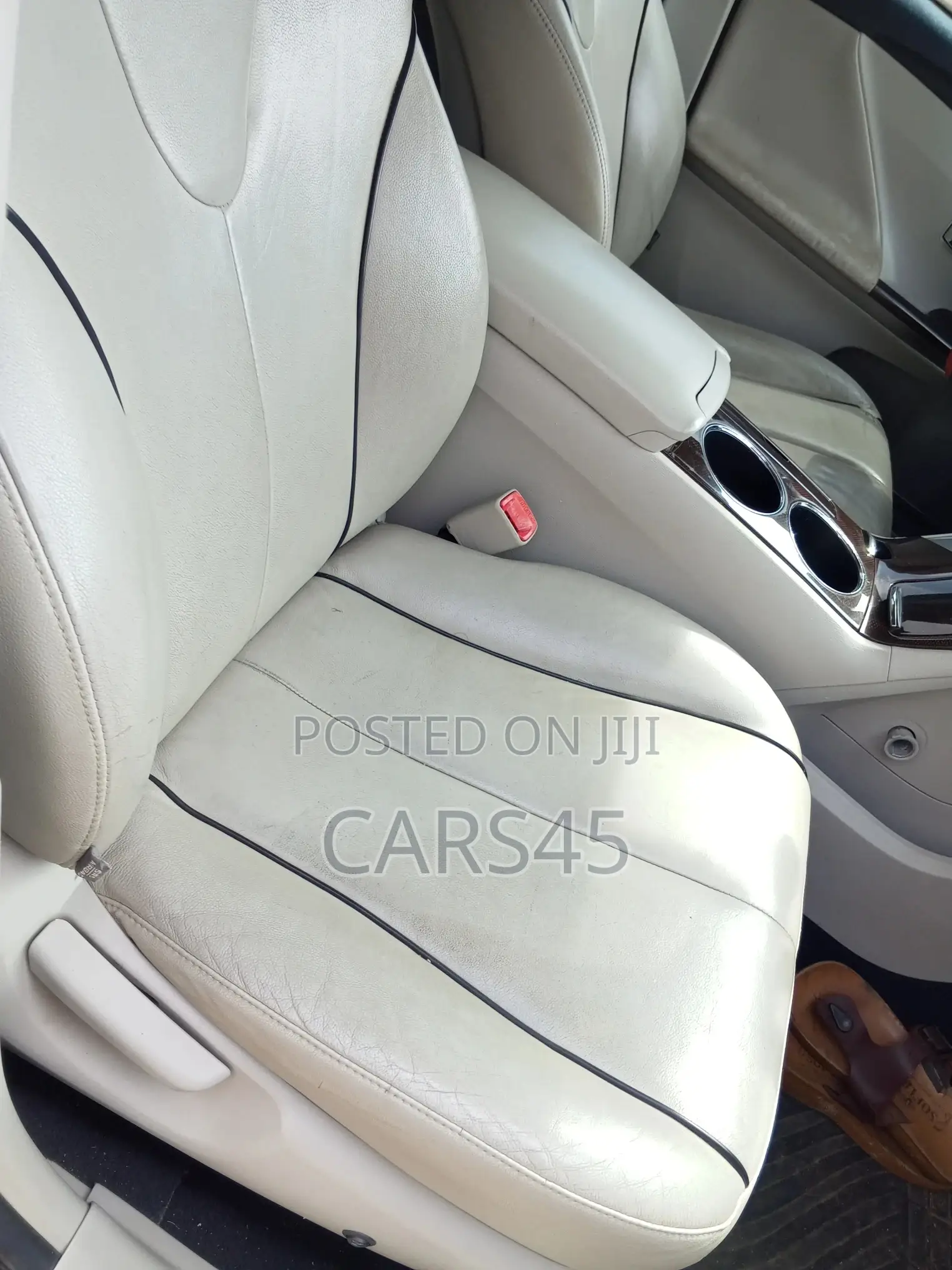 Toyota Venza 2012 Silver