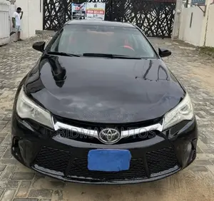 Toyota Camry SE 4dr Sedan (2.5L 4cyl 6A) 2016 Black