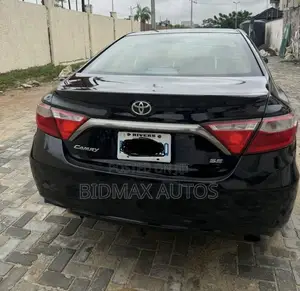 Toyota Camry SE 4dr Sedan (2.5L 4cyl 6A) 2016 Black