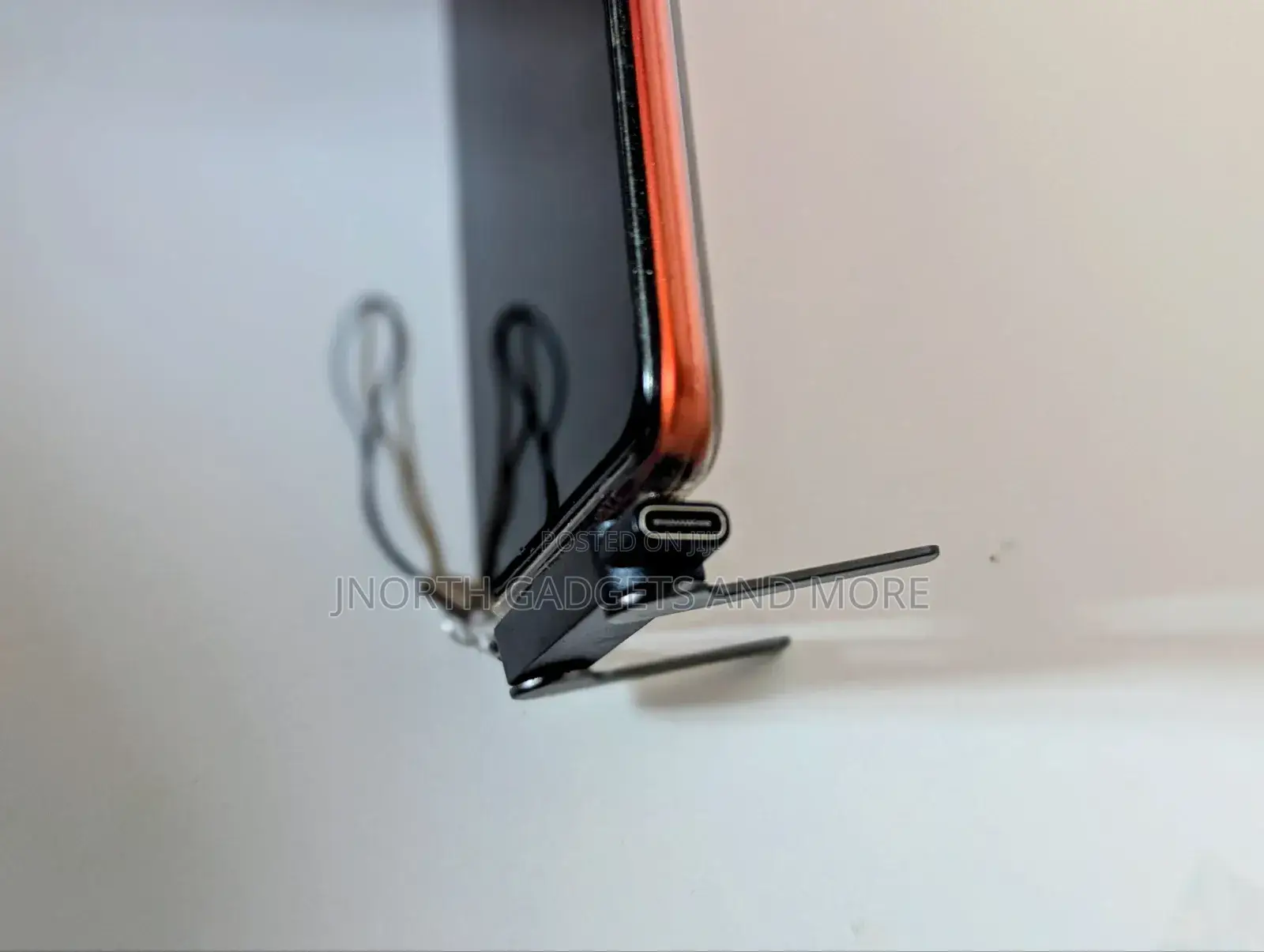 Type C Charging Cable Adapter + Phone Stand